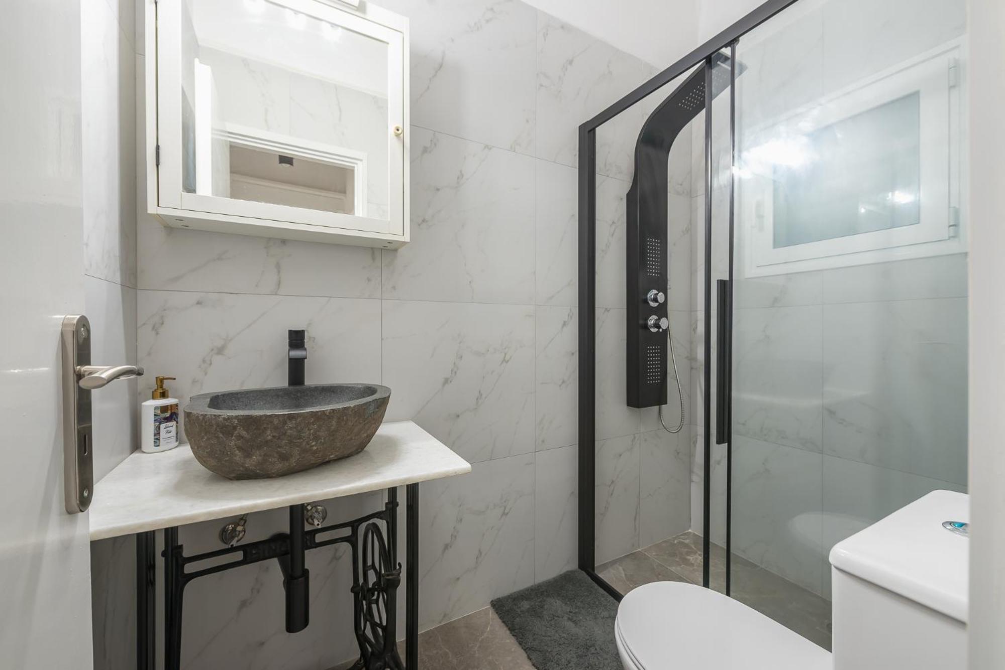 Stylish Luxury Apartment At Ampelokipi Metro Station 아테네 외부 사진